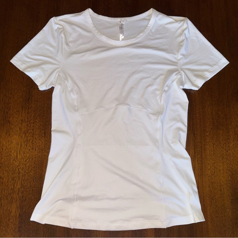 Fabletics Phoenix Short-Sleeve Shirt White Back‎ Zip Pocket Size Small